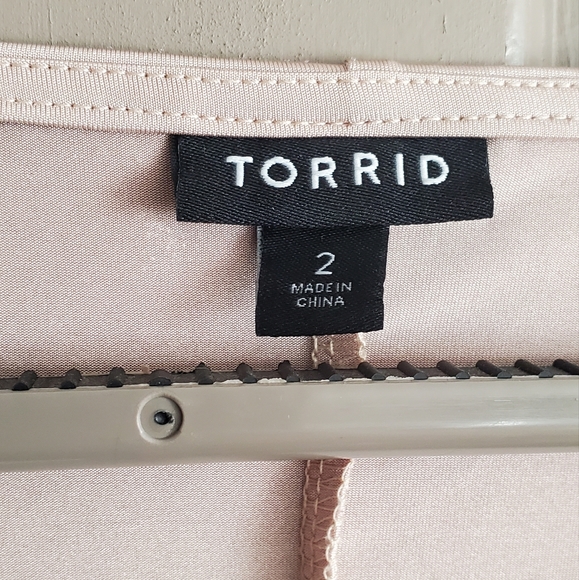 TORRID CHAMPAGNE STUDIO KNIT SURPLICE BODYSUIT - Picture 5 of 7